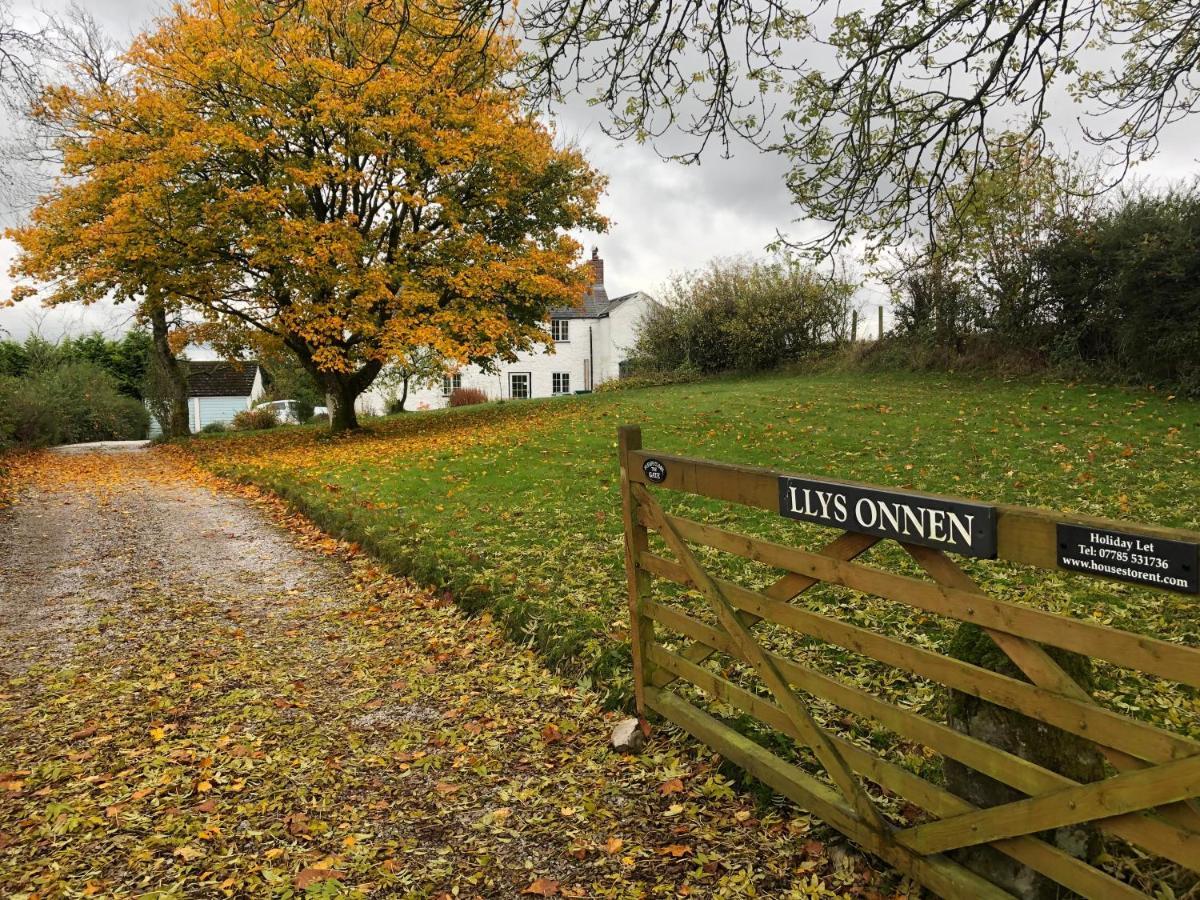Llys Onnen - North Wales Holiday Cottage Mold Bagian luar foto
